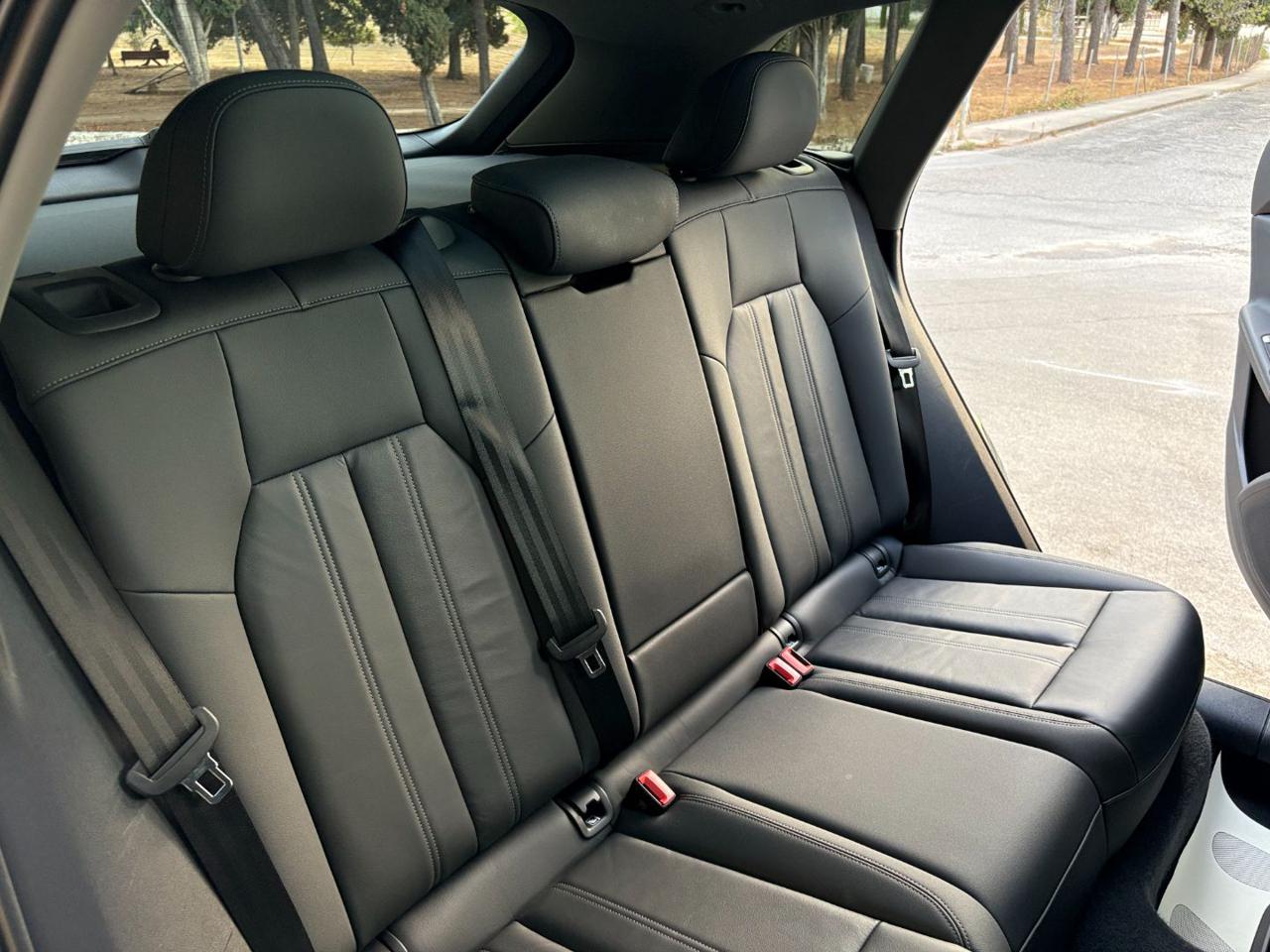 AUDI Q5 2.0 TDI mHEV+ S tronic quattro Business Advanced - 24