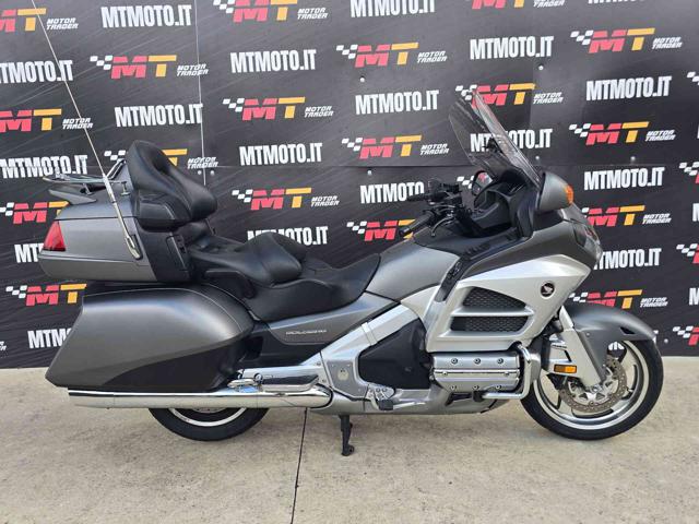 HONDA GL 1800 Grigio pastello