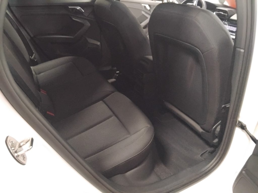 AUDI A3 SPORTBACK 40 TDI quattro S tr. S line edition 19 - 27