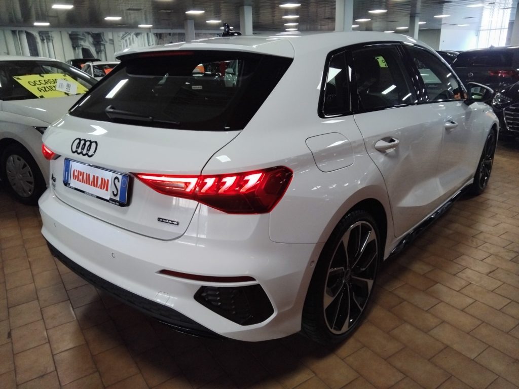 AUDI A3 SPORTBACK 40 TDI quattro S tr. S line edition 19 - 4