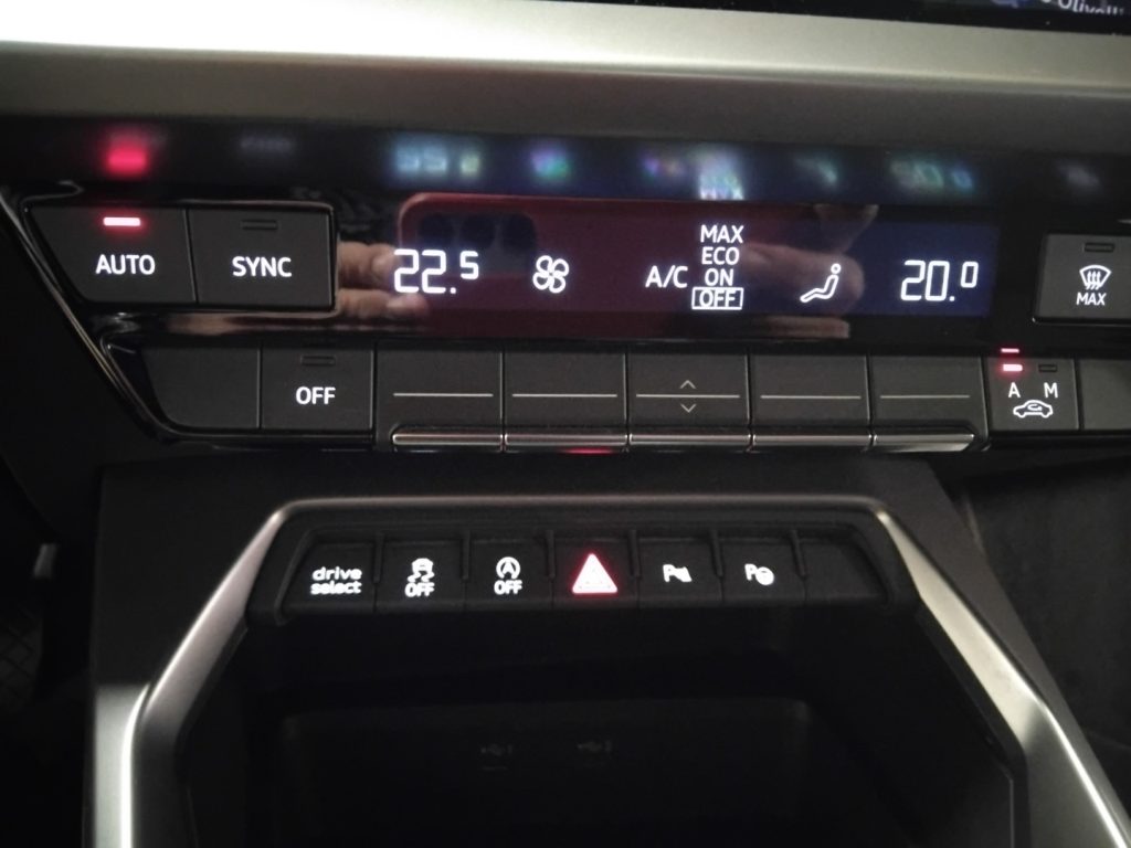 AUDI A3 SPORTBACK 40 TDI quattro S tr. S line edition 19 - 14