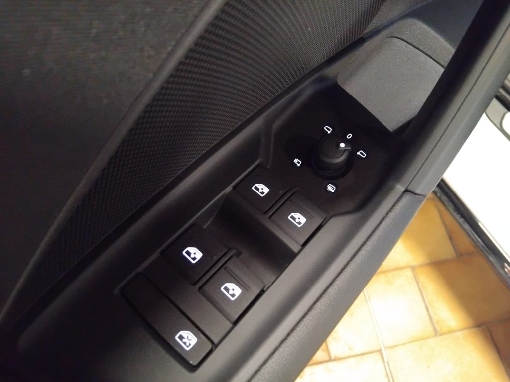 AUDI A3 SPORTBACK 40 TDI quattro S tr. S line edition 19 - 12