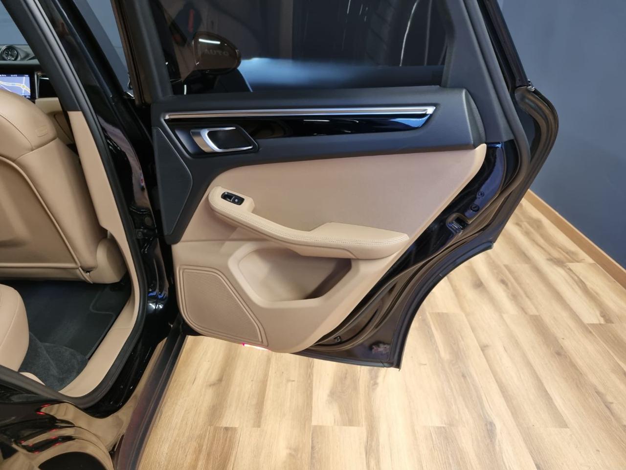 PORSCHE Macan 2.9 S - 32
