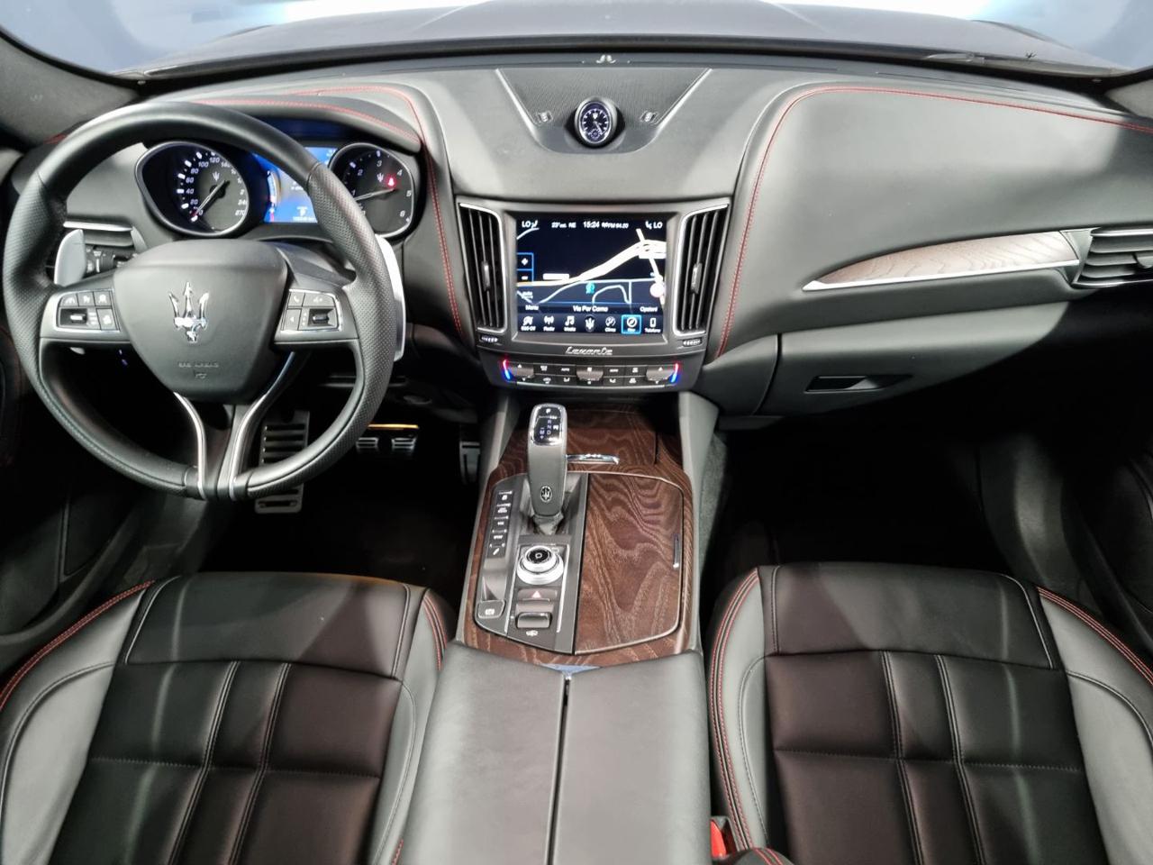MASERATI Levante V6 Diesel AWD Gransport - 33