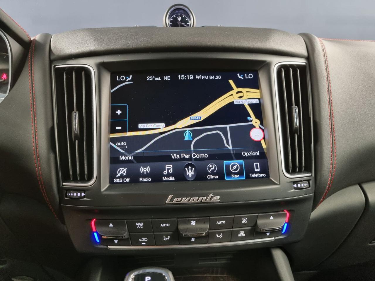 MASERATI Levante V6 Diesel AWD Gransport - 12