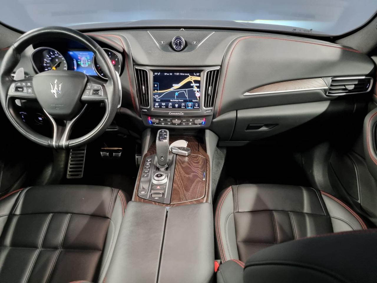 MASERATI Levante V6 Diesel AWD Gransport - 8