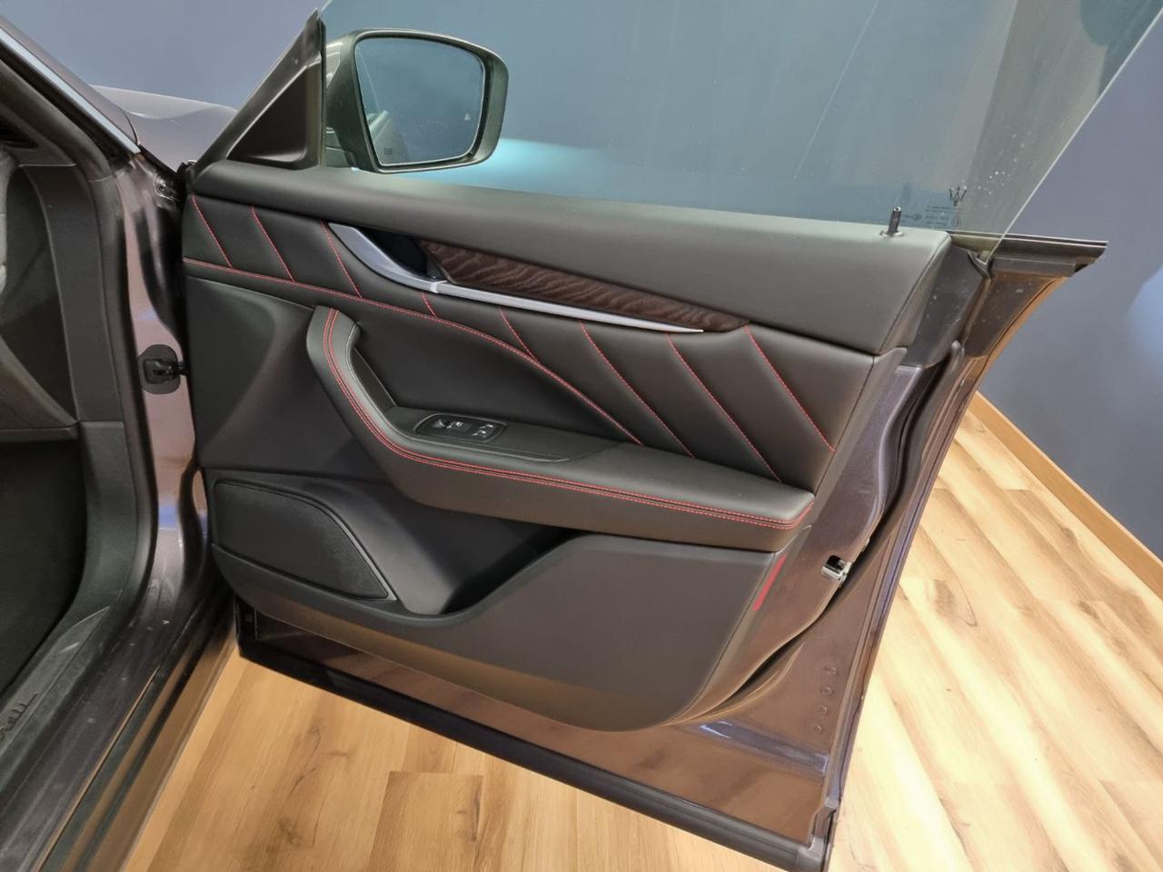 MASERATI Levante V6 Diesel AWD Gransport - 30