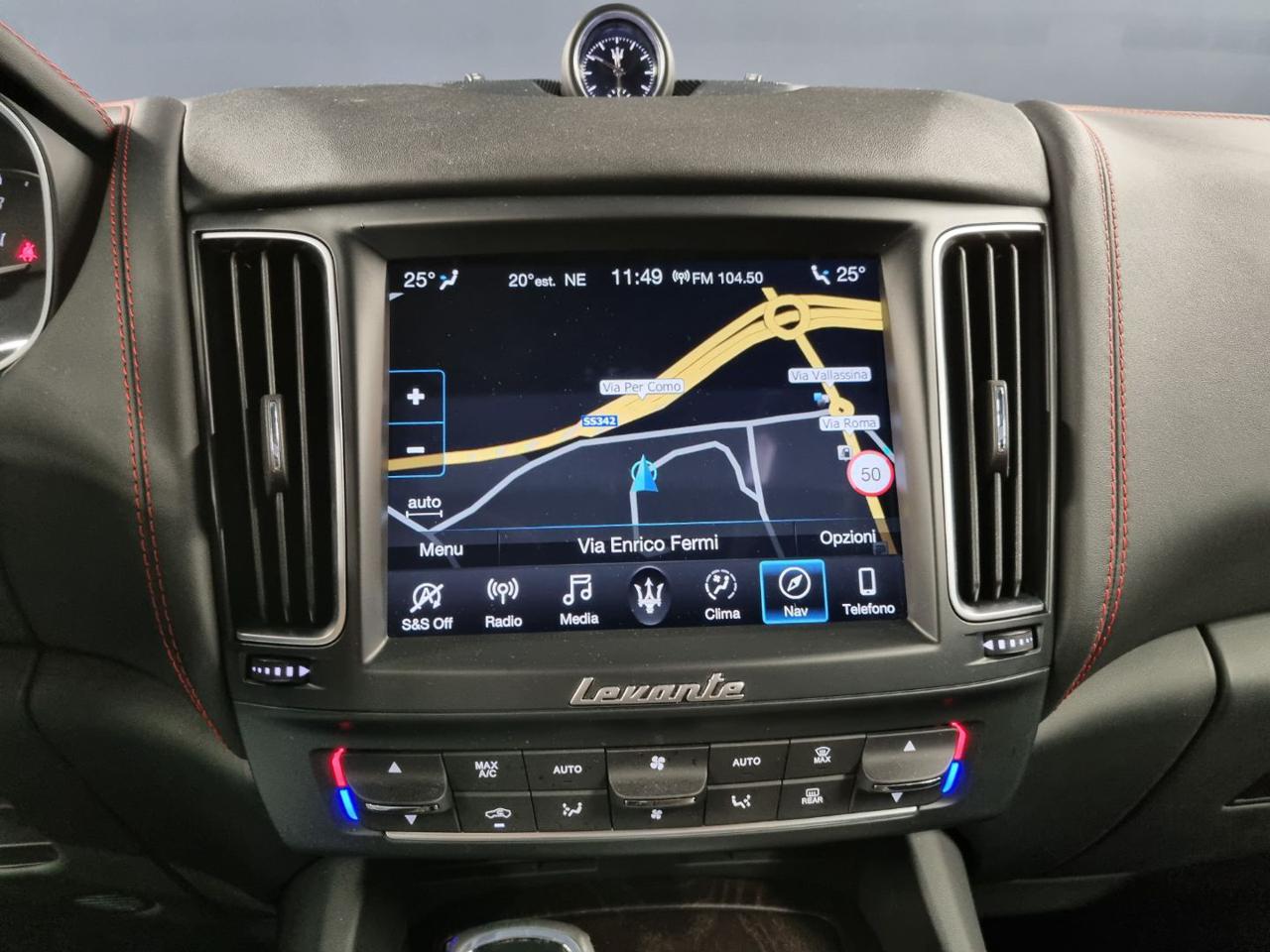 MASERATI Levante V6 Diesel AWD Gransport - 7