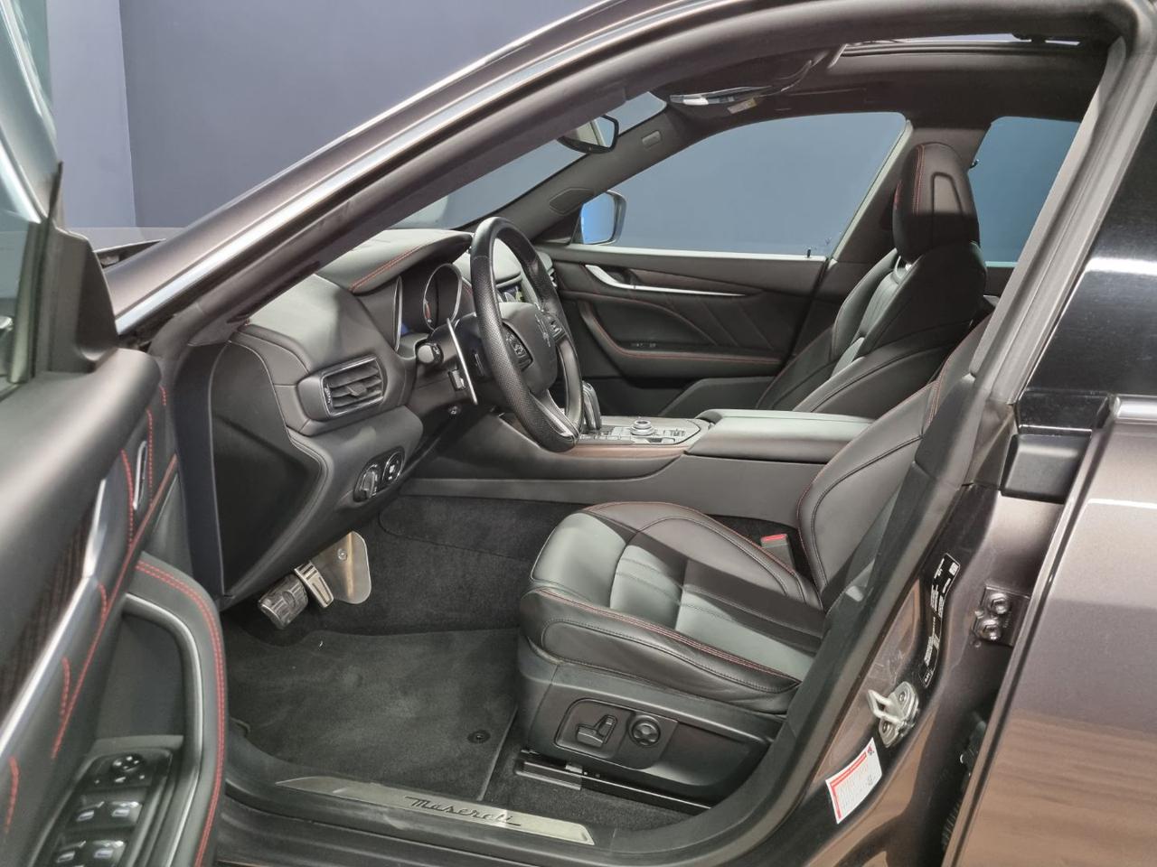 MASERATI Levante V6 Diesel AWD Gransport - 11