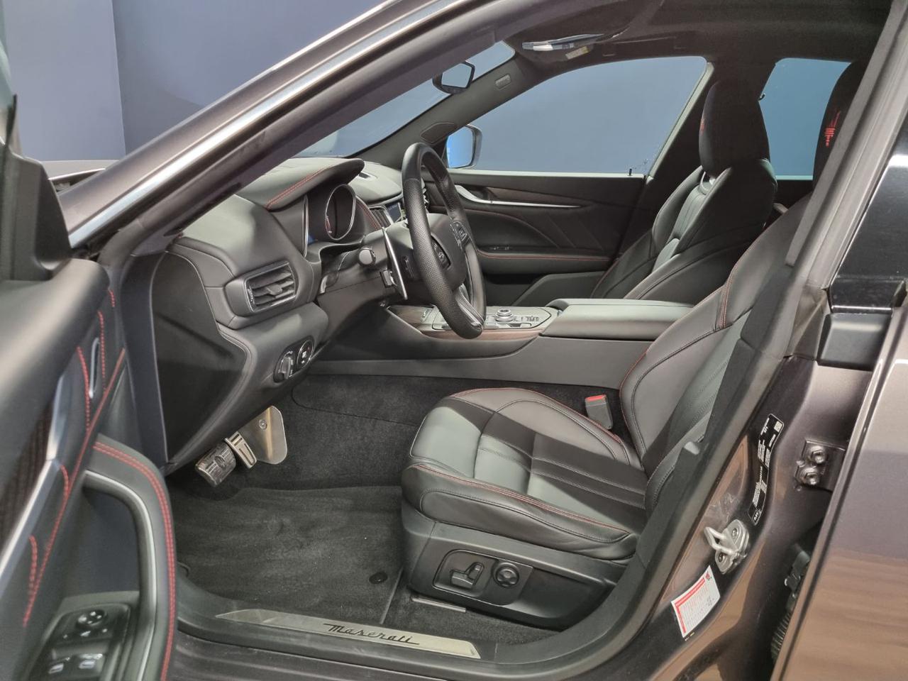 MASERATI Levante V6 Diesel AWD Gransport - 9
