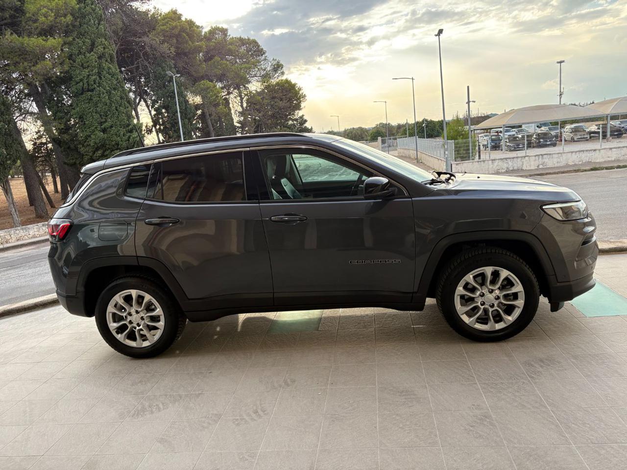 JEEP Compass 1.6 Multijet II 2WD Limited 130 CV - 4