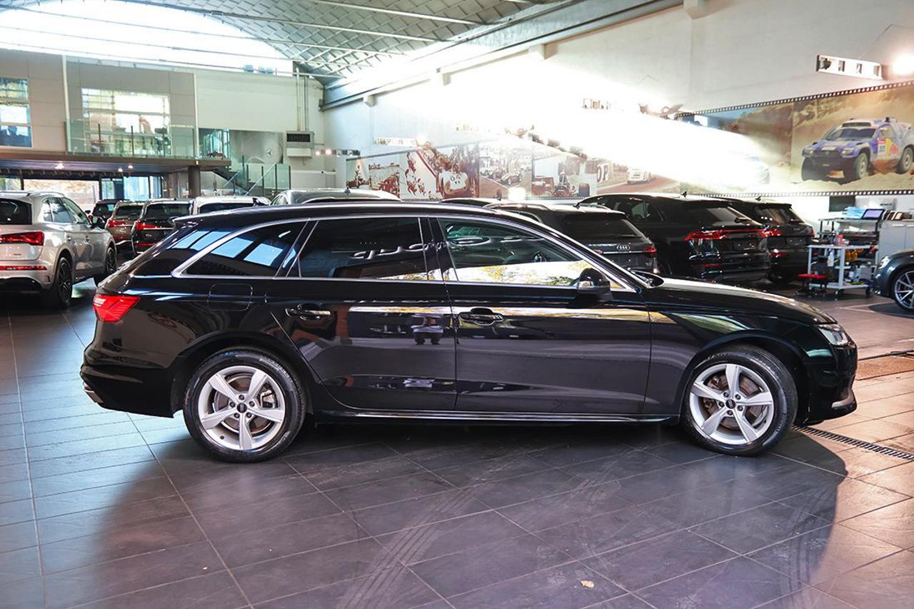 AUDI A4 30 TDI Avant S-Tronic Business Advanced - 10