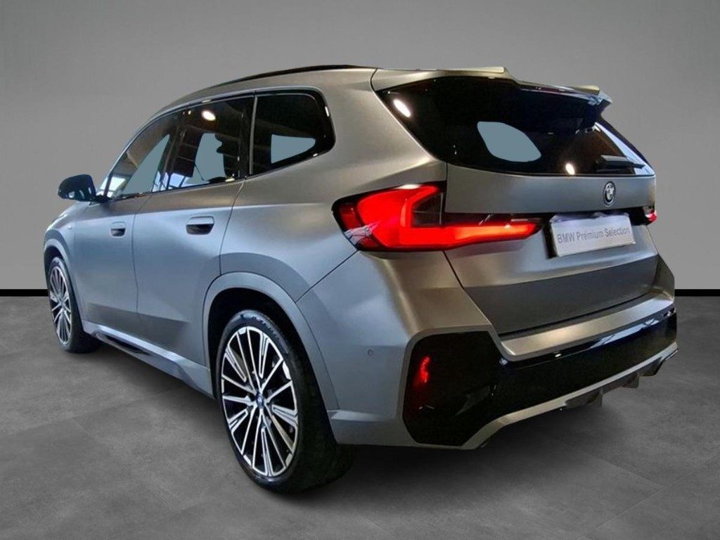 BMW iX1 xDrive 30 Msport Pro + Tetto Apr. - 4
