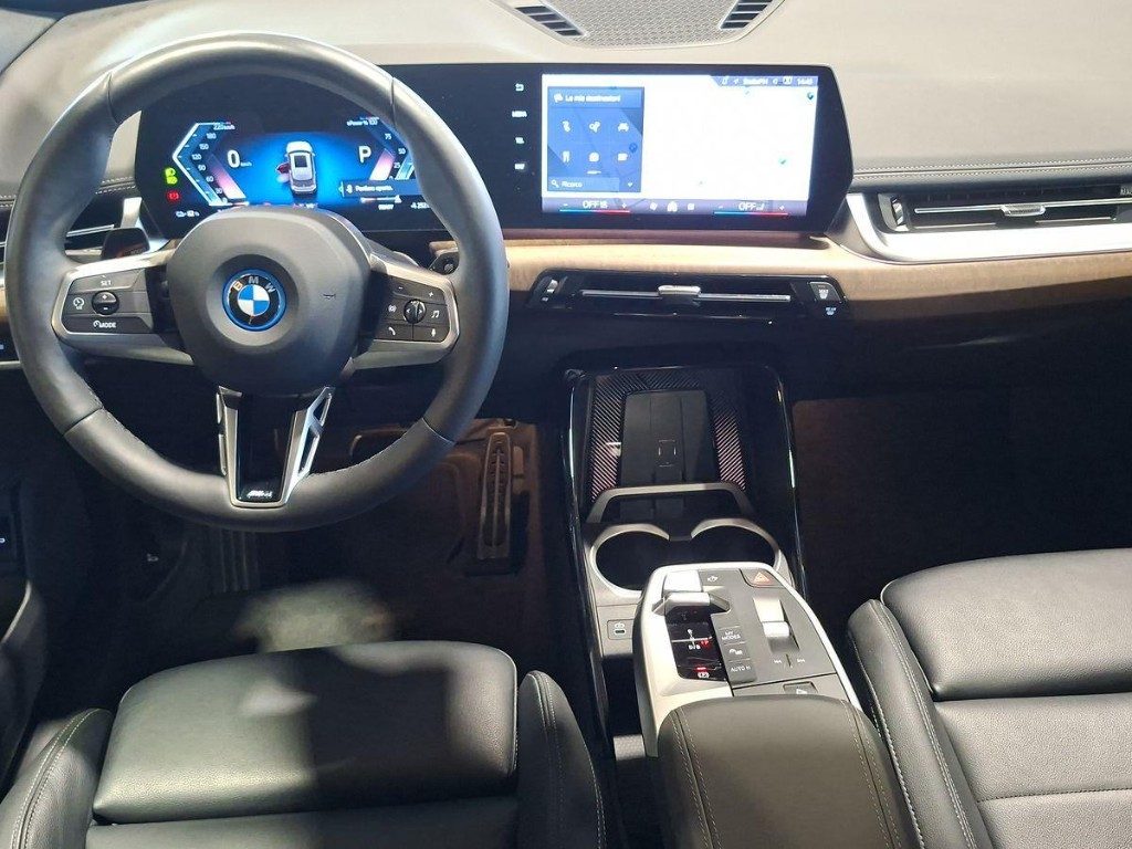 BMW iX1 xDrive 30 Msport Pro + Tetto Apr. - 9