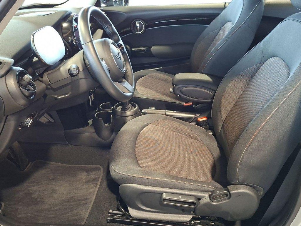 MINI Cooper 1.5 Cooper Classic Aut - 9
