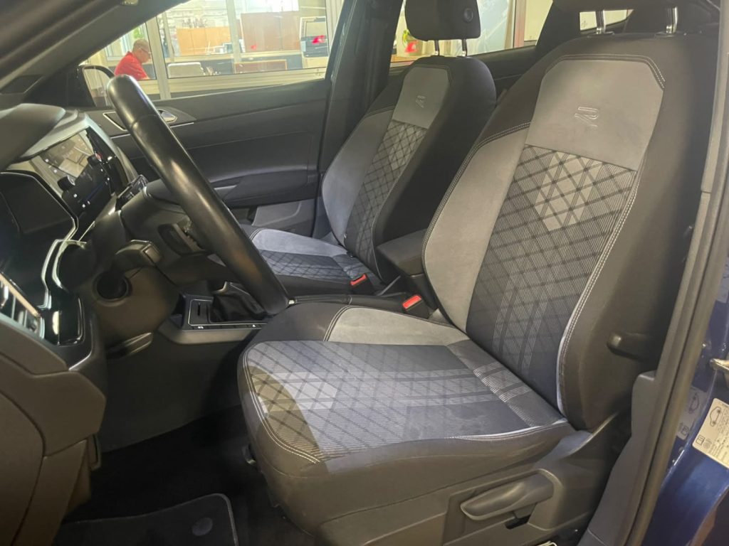VOLKSWAGEN Taigo 1.0 TSI DSG R-Line 18 MATRIX - 16