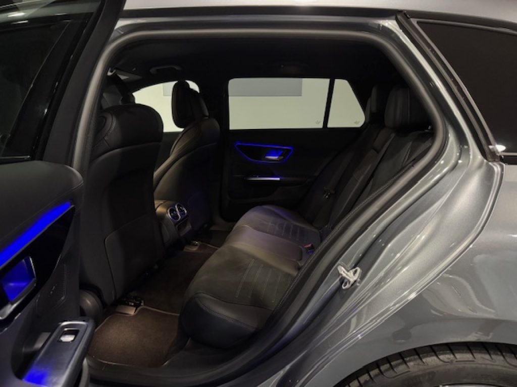 Clicca per ingrandire C 220 - d Premium Plus AMG/360*/RADAR *Promo con Finanziam