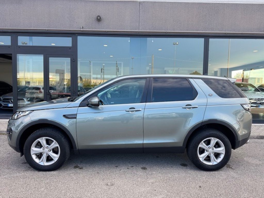 Clicca per ingrandire Discovery Sport - 2.0 TD4 150 CV HSE Luxury