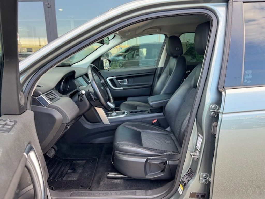 Clicca per ingrandire Discovery Sport - 2.0 TD4 150 CV HSE Luxury