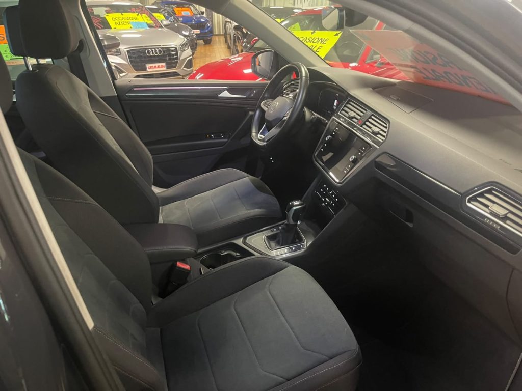 VOLKSWAGEN Tiguan 1.4 TSI eHYBRID DSG Elegance 18 MATRIX PLUG IN - 10