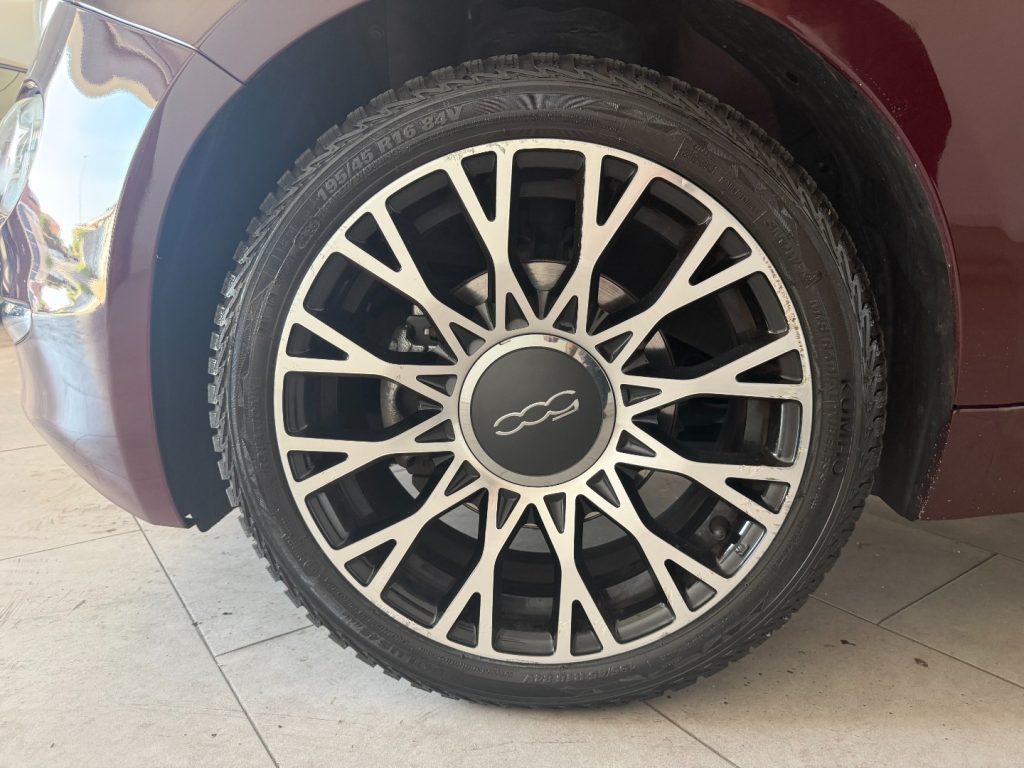 FIAT 500 1.0 Hybrid Dolcevita - 11