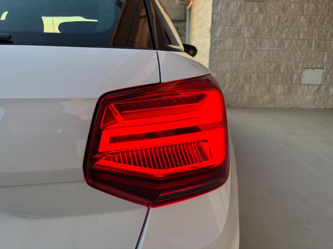 AUDI Q2 30 TDI S tronic Admired Advanced - 28