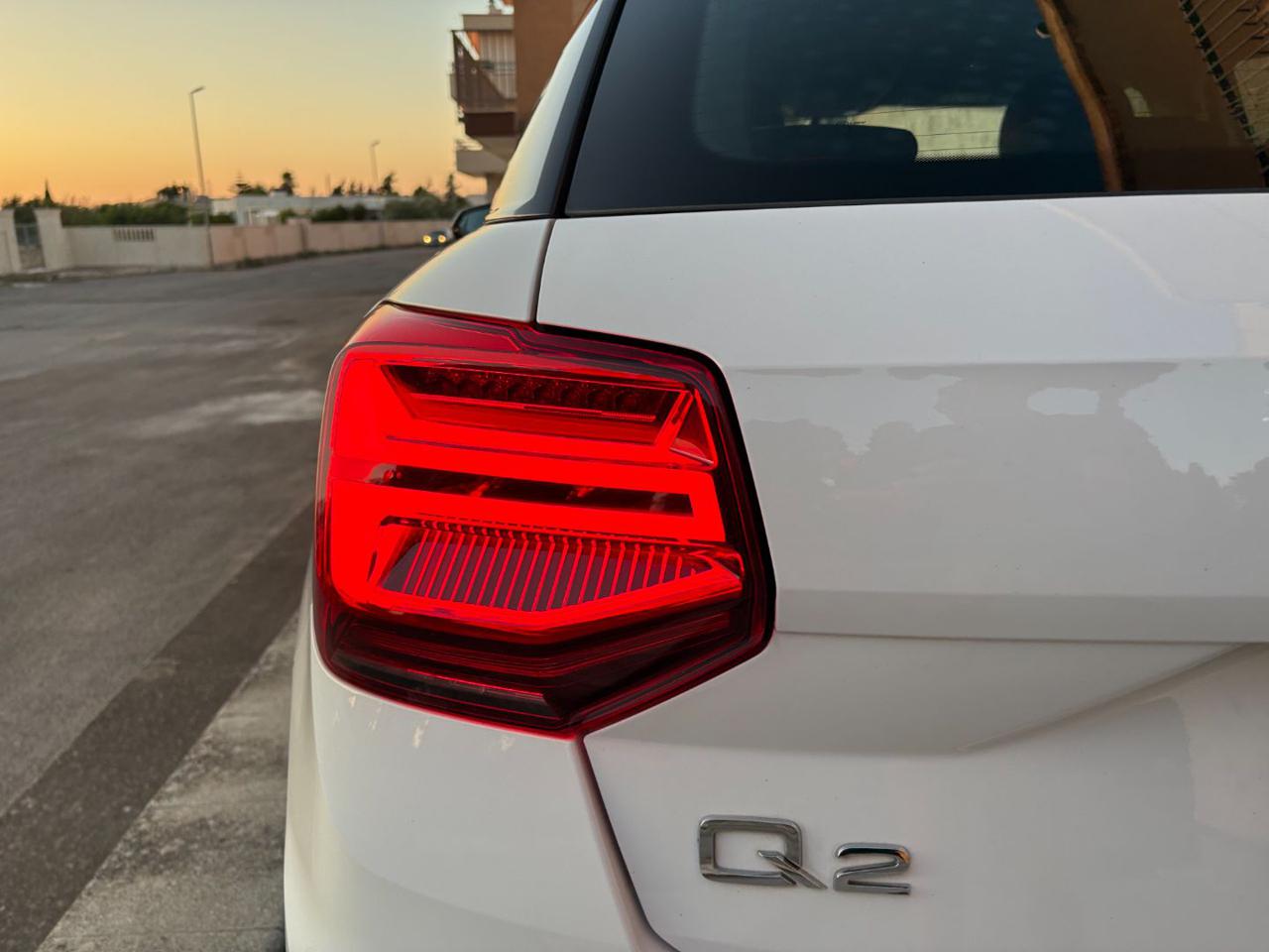 AUDI Q2 30 TDI S tronic Admired Advanced - 27