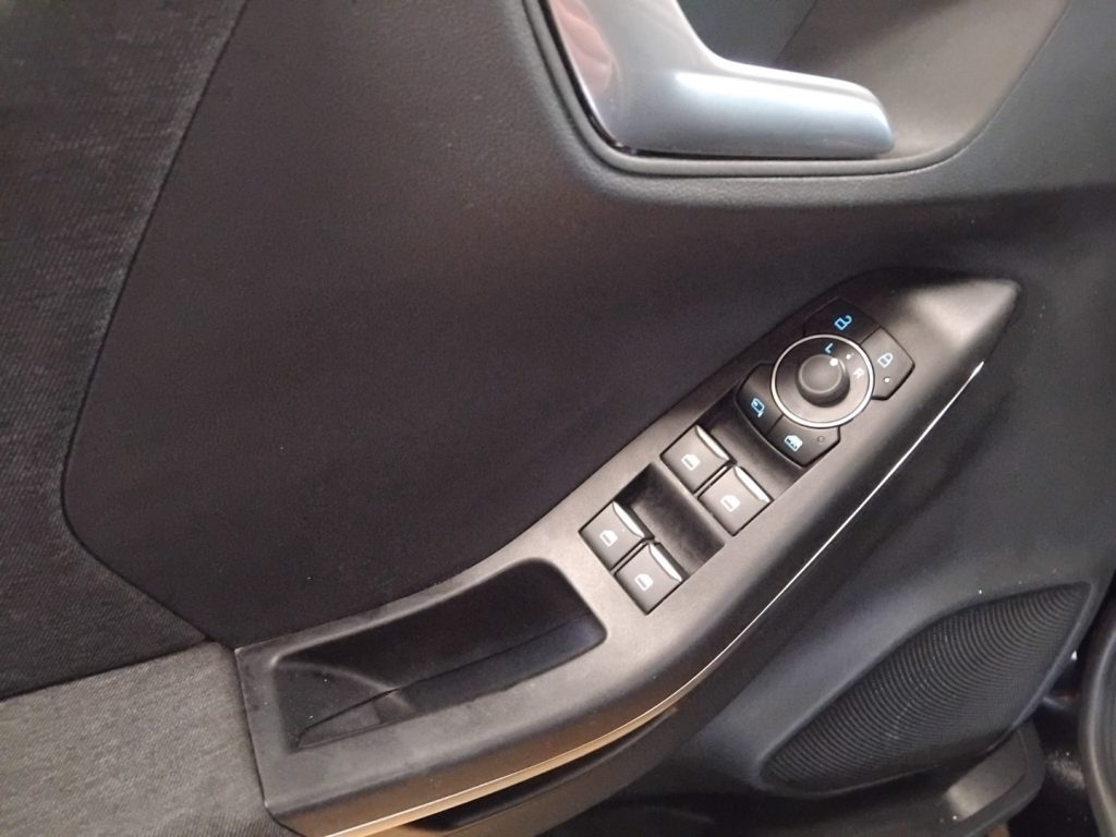 FORD Puma 1.0 EcoBoost Hybrid 125 CV Titanium - 15