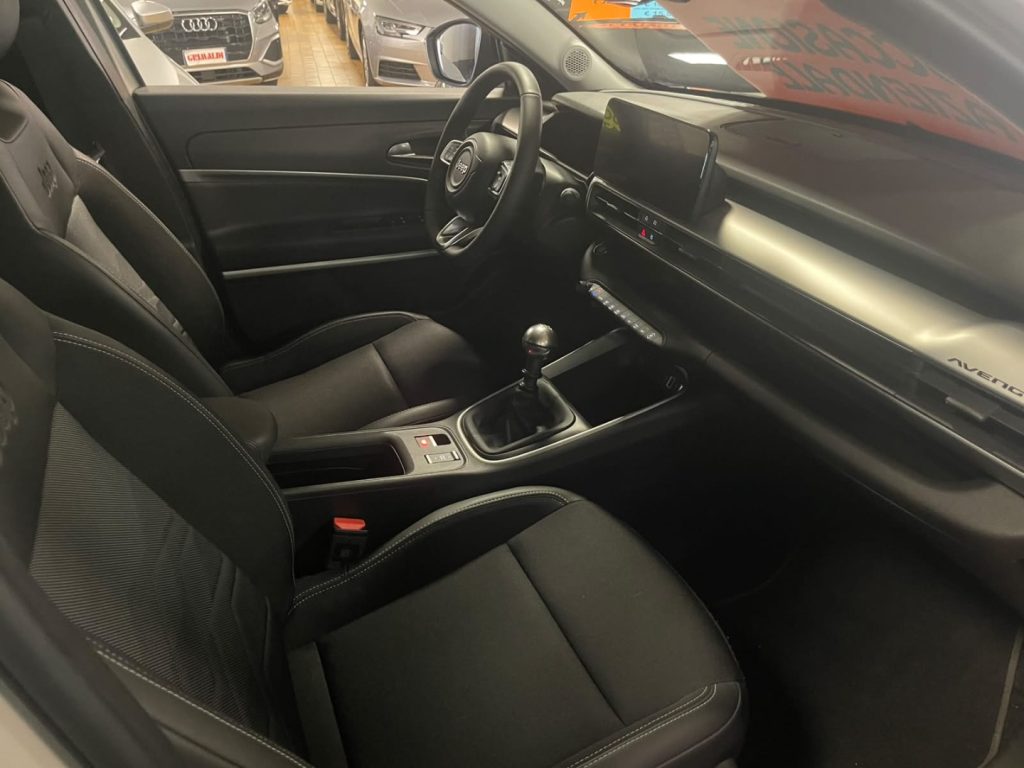 JEEP Avenger 1.2 Turbo 100 CV Summit 18 - 13