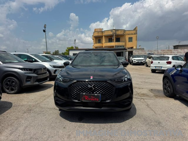 DS AUTOMOBILES DS 3 Crossback Nero perlato