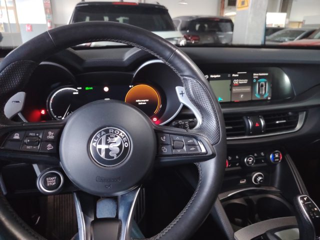 ALFA ROMEO Stelvio — foto 25 di 26
