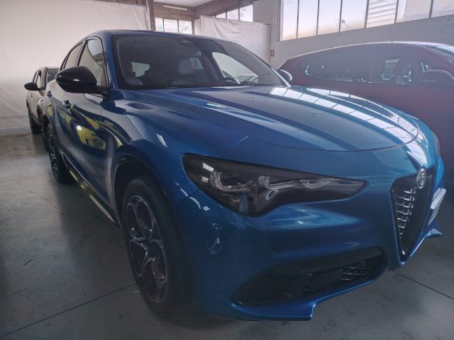 ALFA ROMEO Stelvio — foto 4 di 26