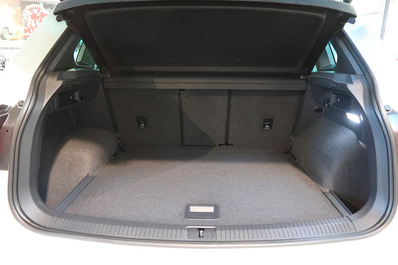 VOLKSWAGEN Tiguan 2.0 TDI 150cv SCR DSG R-Line - 12