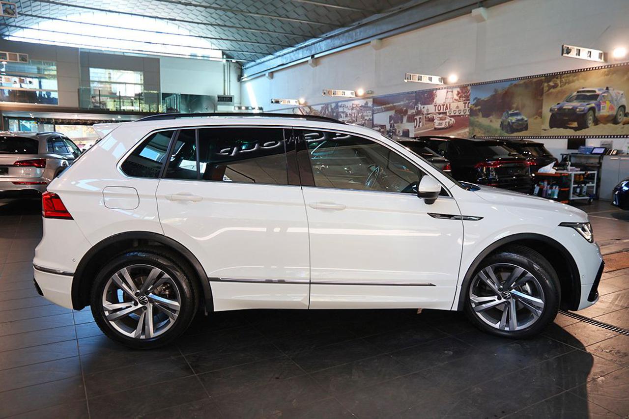 VOLKSWAGEN Tiguan 2.0 TDI 150cv SCR DSG R-Line - 10