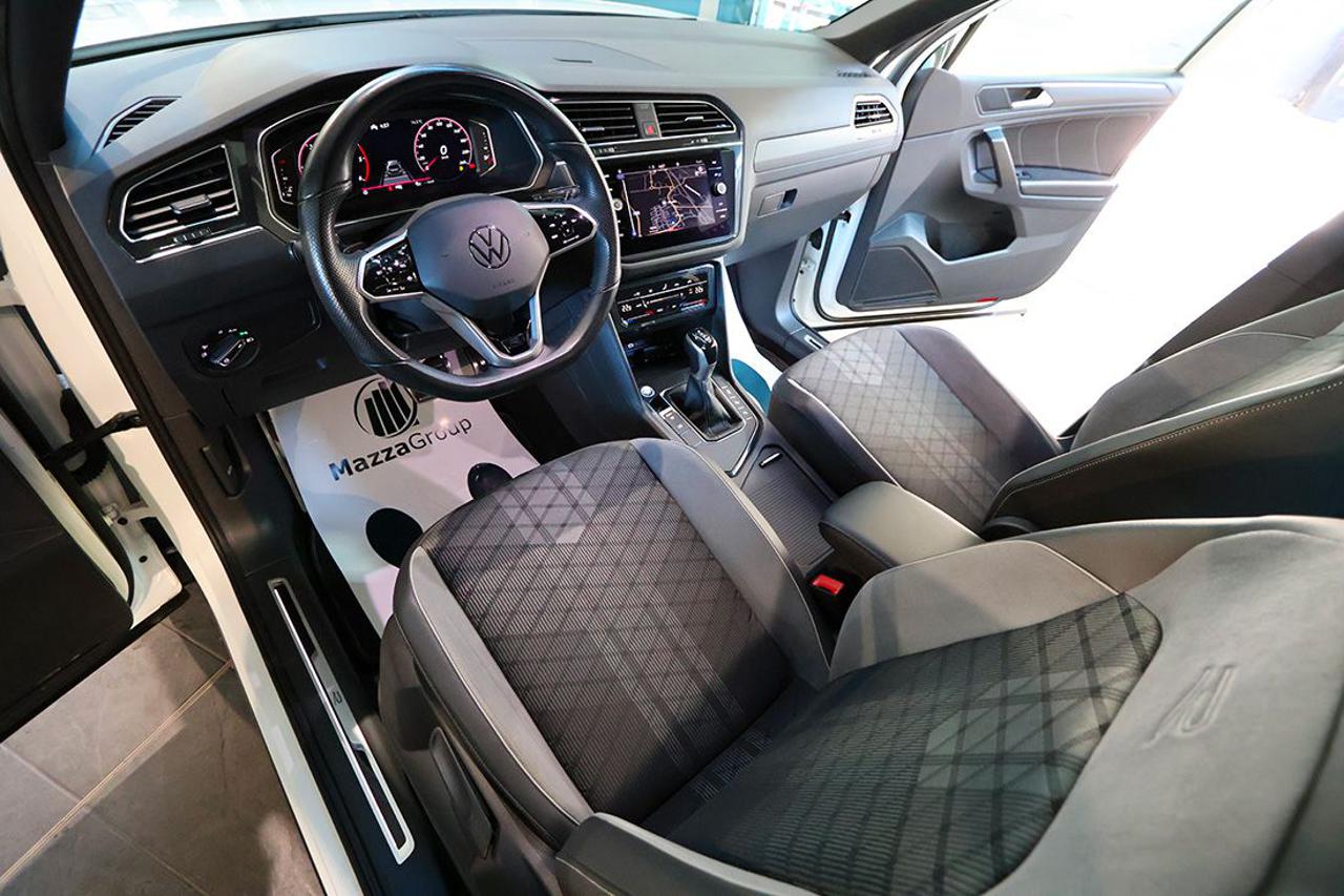 VOLKSWAGEN Tiguan 2.0 TDI 150cv SCR DSG R-Line - 14