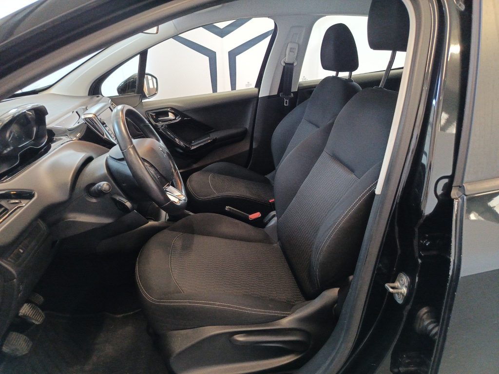 PEUGEOT 208 5p 1.2 puretech Allure 82cv - 8
