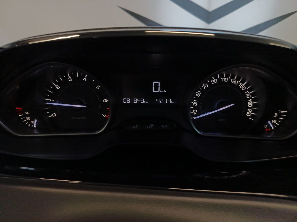 PEUGEOT 208 5p 1.2 puretech Allure 82cv - 12