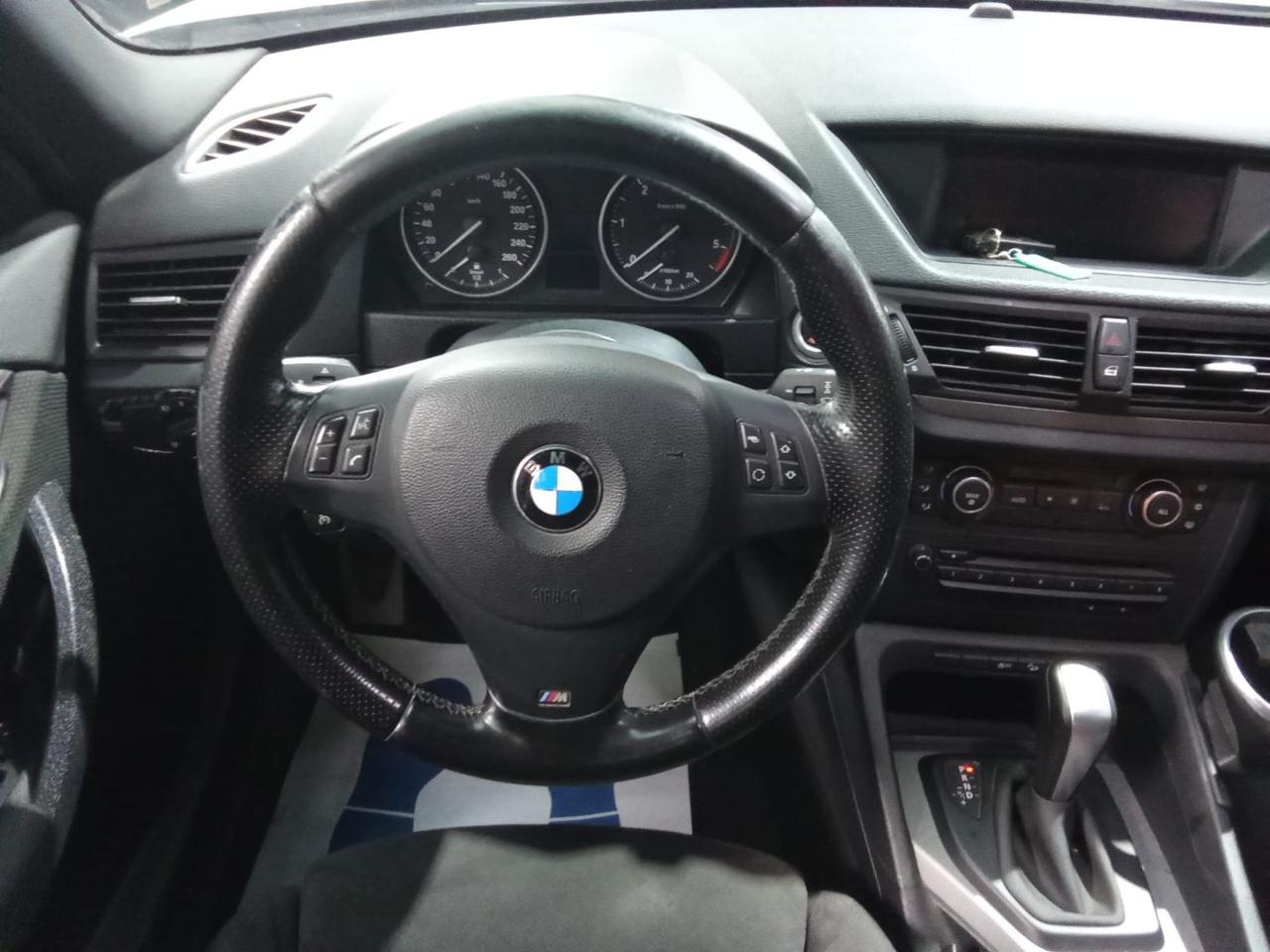 BMW X1 xDrive18d Futura - 12