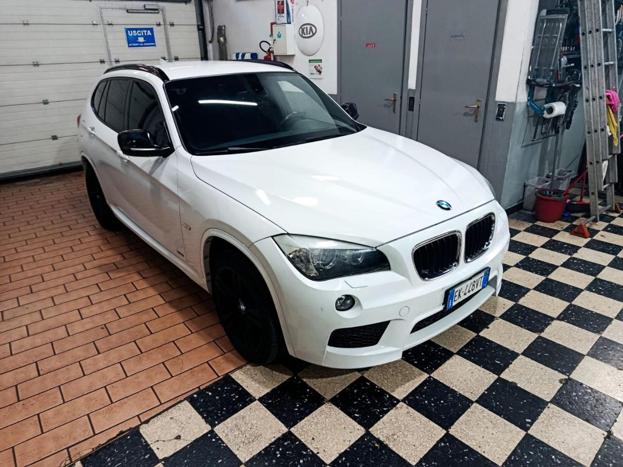 BMW X1 xDrive18d Futura - 3