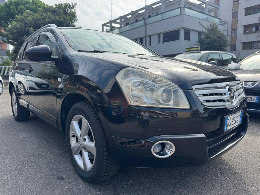 NISSAN Qashqai+2 2.0 dCi DPF Tekna 7 POSTI - 2