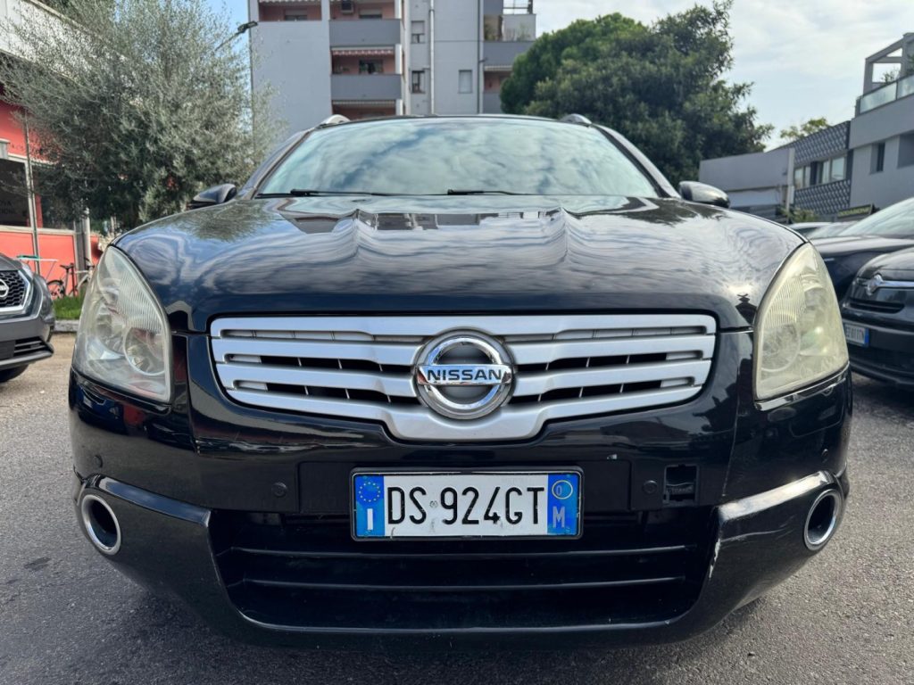 NISSAN Qashqai+2 2.0 dCi DPF Tekna 7 POSTI - 4