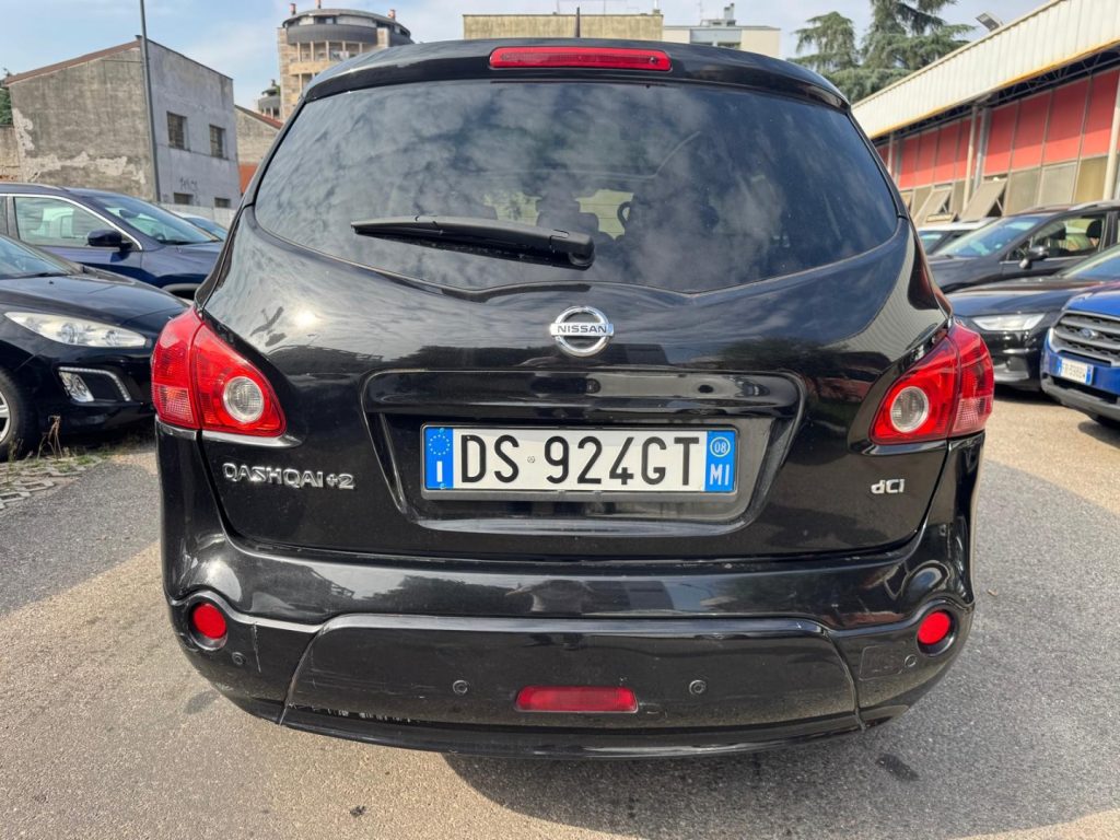 NISSAN Qashqai+2 2.0 dCi DPF Tekna 7 POSTI - 6
