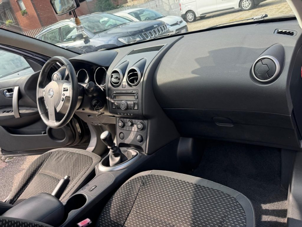 NISSAN Qashqai+2 2.0 dCi DPF Tekna 7 POSTI - 11