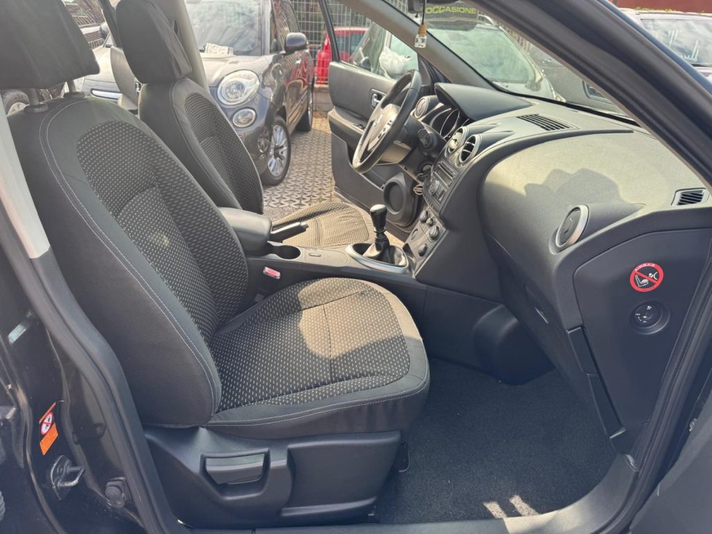 NISSAN Qashqai+2 2.0 dCi DPF Tekna 7 POSTI - 12