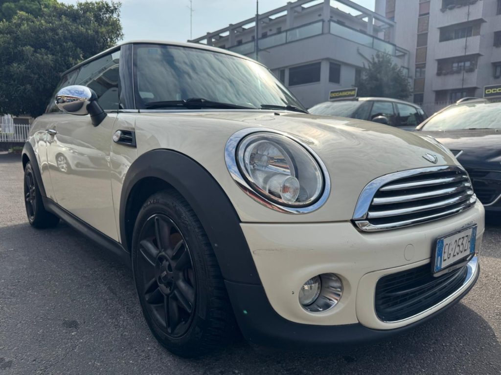MINI One 1.6 16V One (55kW) - 2