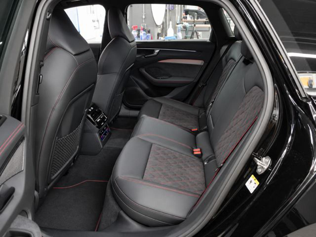 AUDI A6 Avant Avant 3.0 TDI mHEV+ quattro S tronic S line ed. - 4
