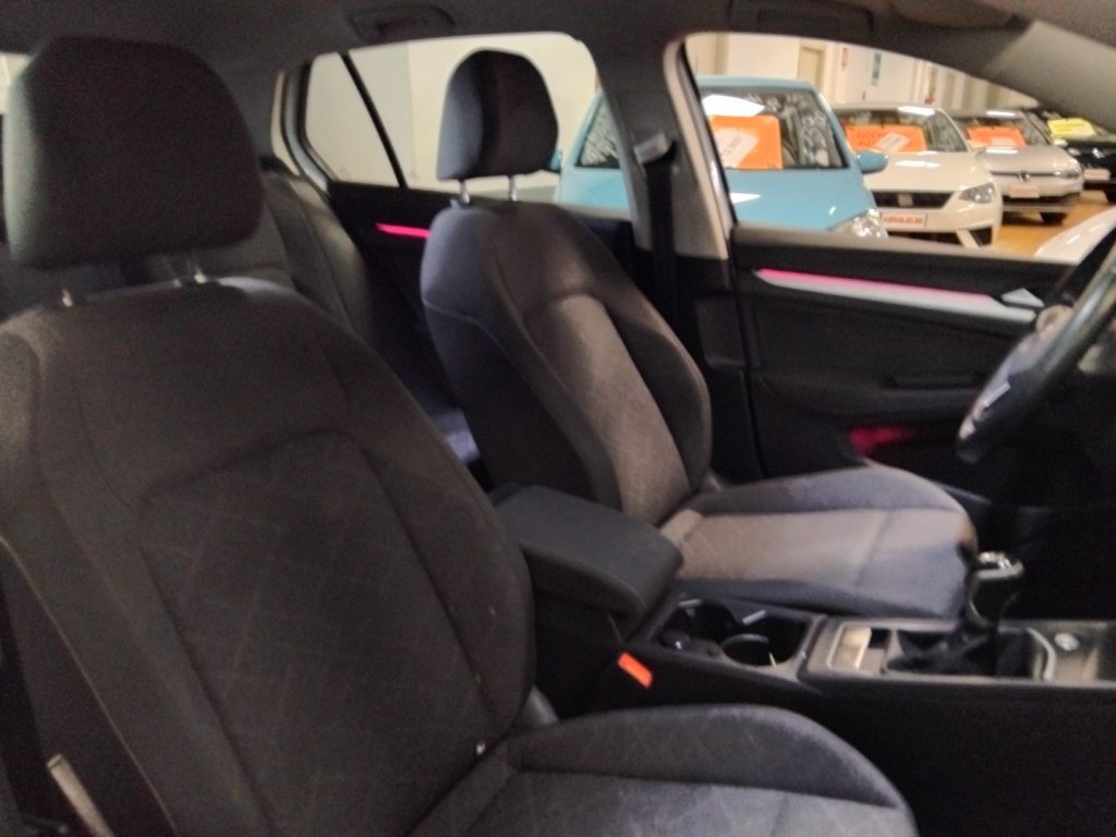 VOLKSWAGEN Golf 2.0 TDI 115 CV SCR Life C/GRIMALDI SPECIAL DAY - 13