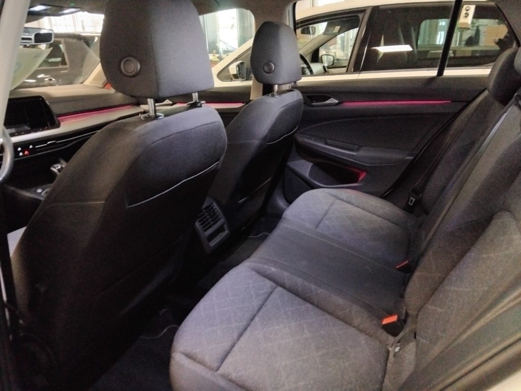 VOLKSWAGEN Golf 2.0 TDI 115 CV SCR Life C/GRIMALDI SPECIAL DAY - 8