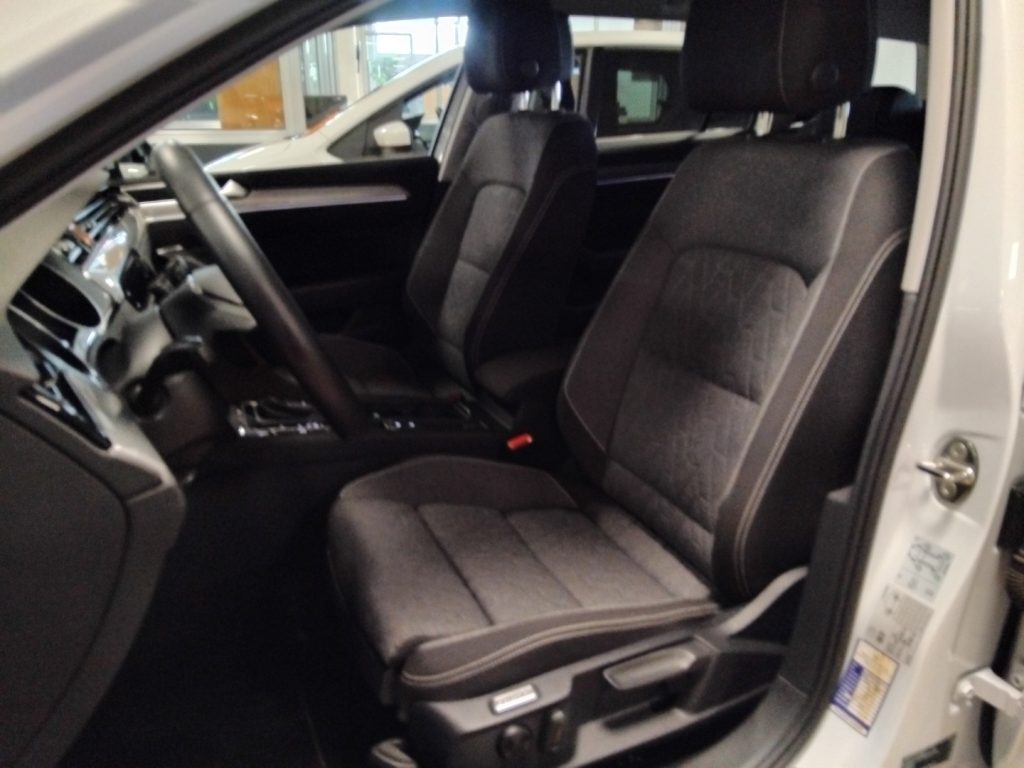 VOLKSWAGEN Passat VAR. 2.0 TDI SCR EVO DSG Business - 15