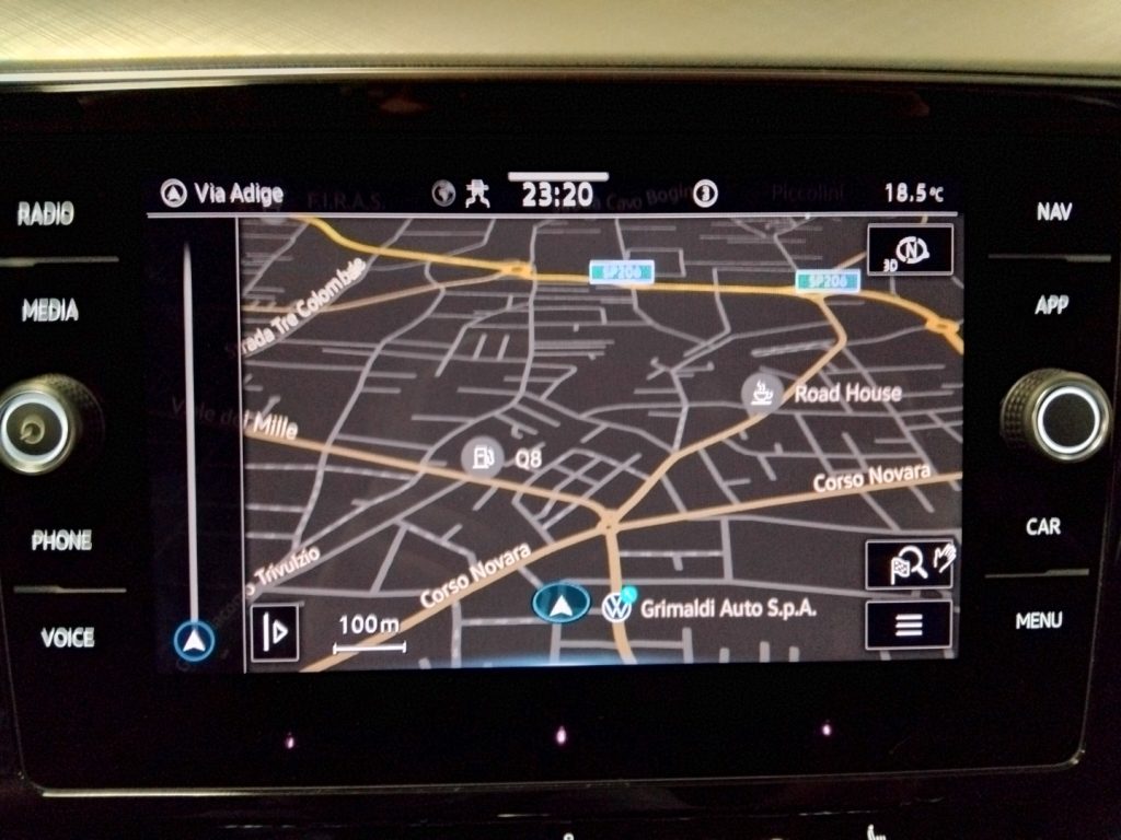 VOLKSWAGEN Passat VAR. 2.0 TDI SCR EVO DSG Business - 22